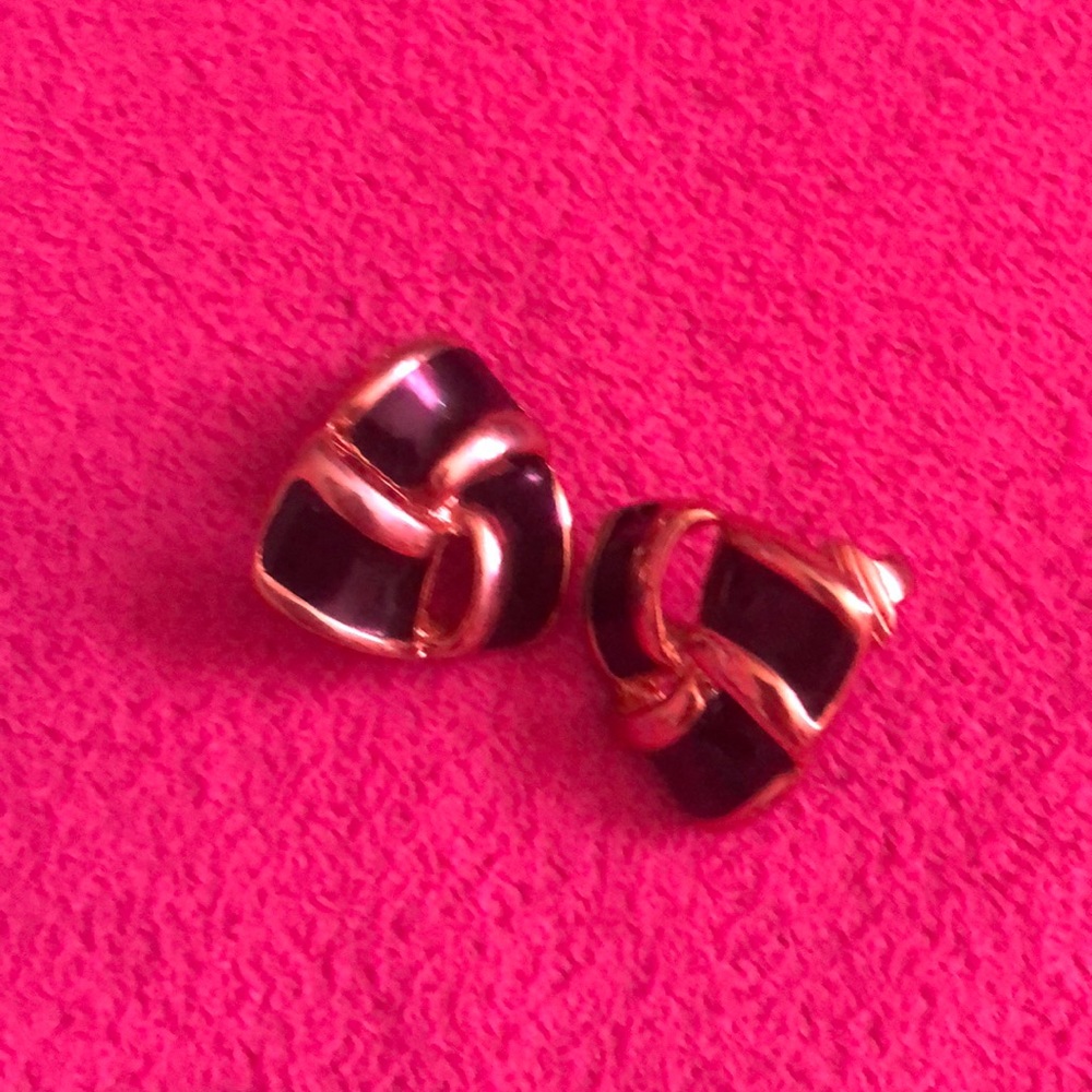 Gold and black vintage triangle earrings